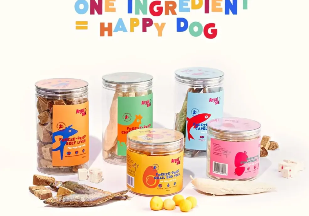 Arya Sit Freeze-Dried Capelin Treats for Dogs & Cats