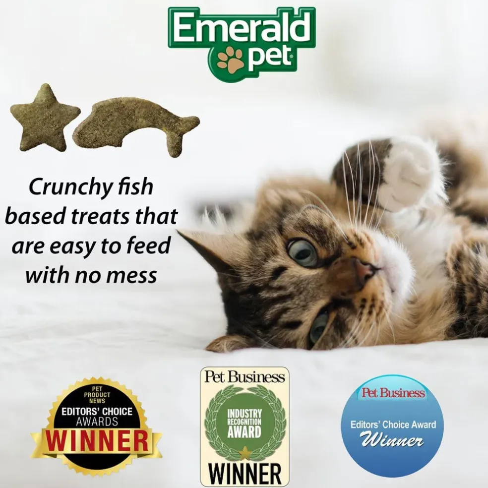 Emerald Pet Wholly Fish! Tuna Recipe Grain-Free Crunchy Cat Treats (3 oz)