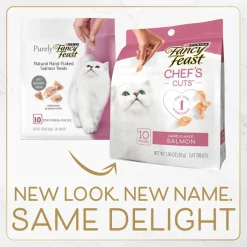 Fancy Feast Purely Natual Hand-Flaked Salmon Cat Treats (10 pouches)