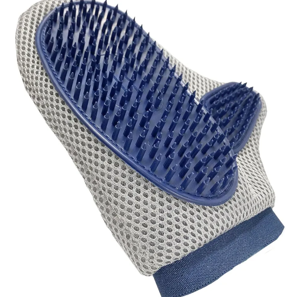 Four Paws Magic Coat Professional Series Love Glove Grooming Mitt For Dogs