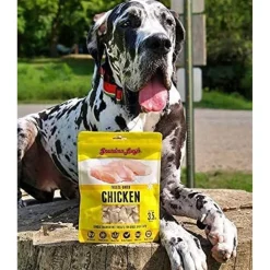 Grandma Lucy's Freeze-Dried Chicken Dog & Cat Treats (3.5 oz)